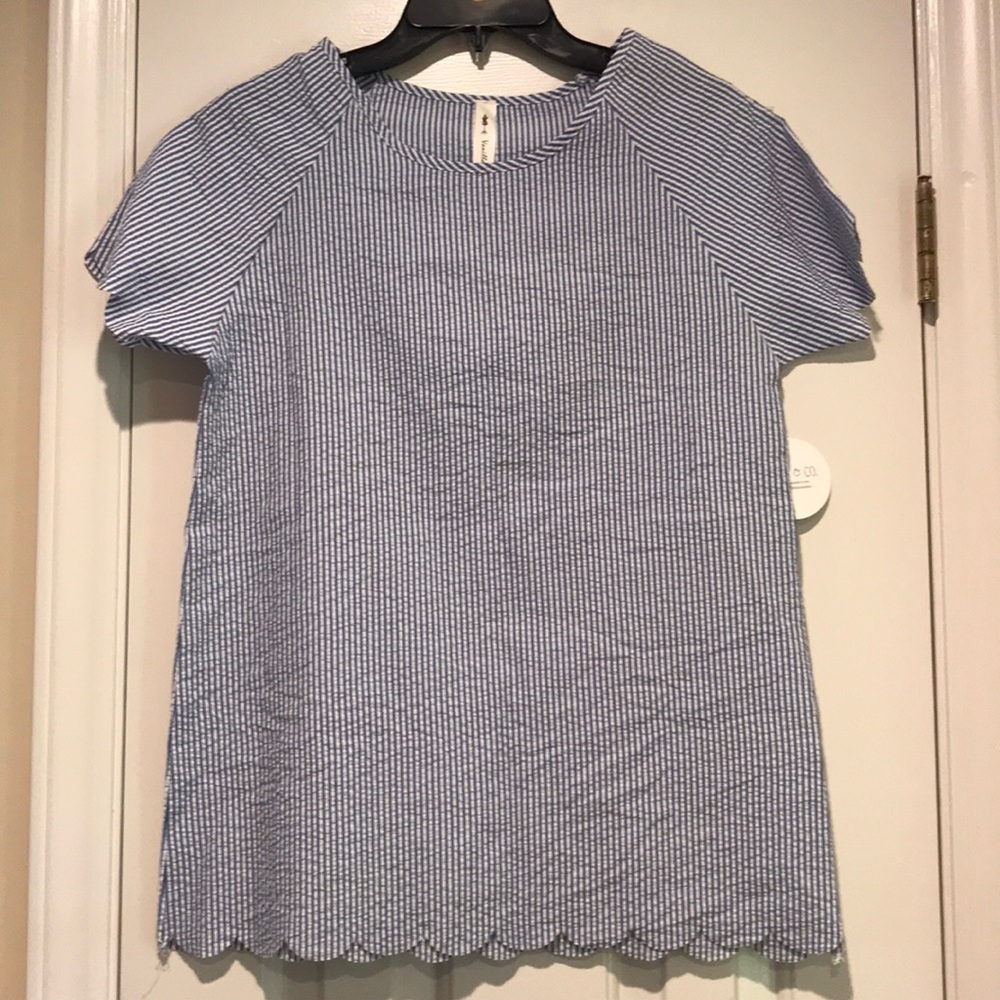 Vanilla Bay seersucker scalloped edge shirt